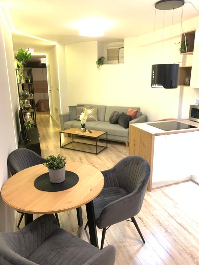 Moderno Apartament Krakow Luaran gambar